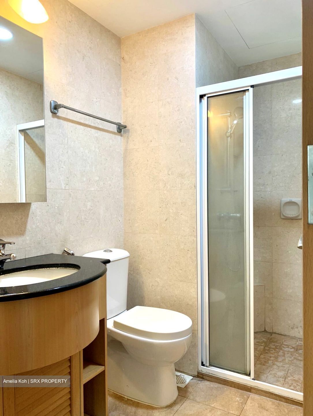 Queens (D3), Condominium #380458951